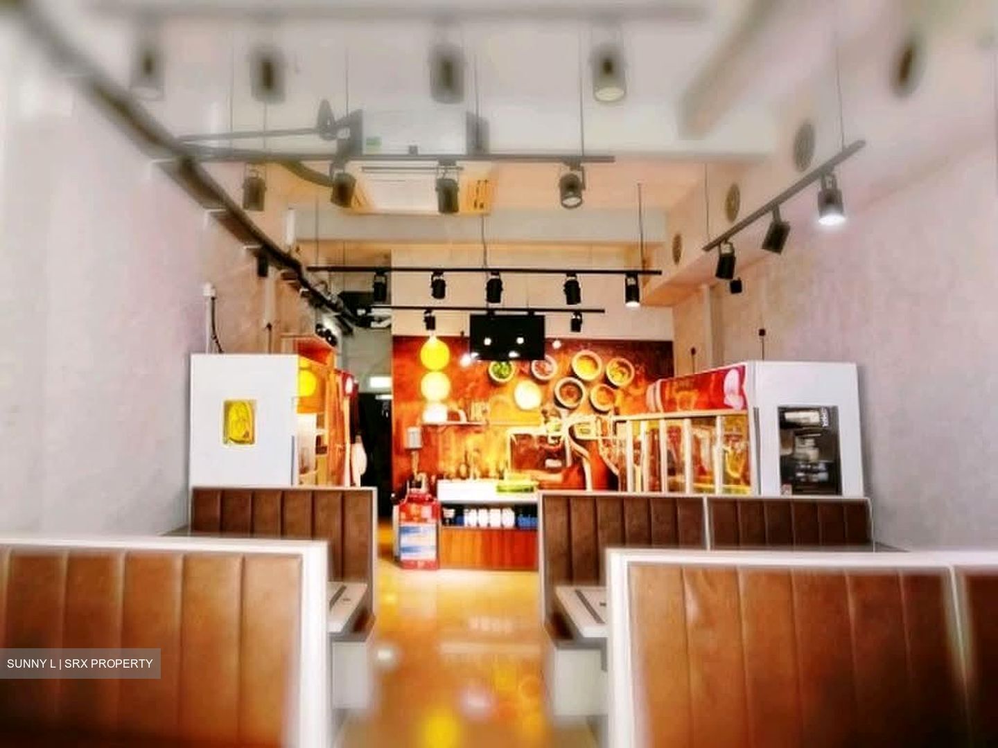 Townshend Road (D8), Retail #586946031
